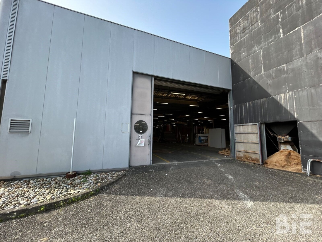 Photo 13 – Location entrepôts / activités	MERIGNAC (33700)