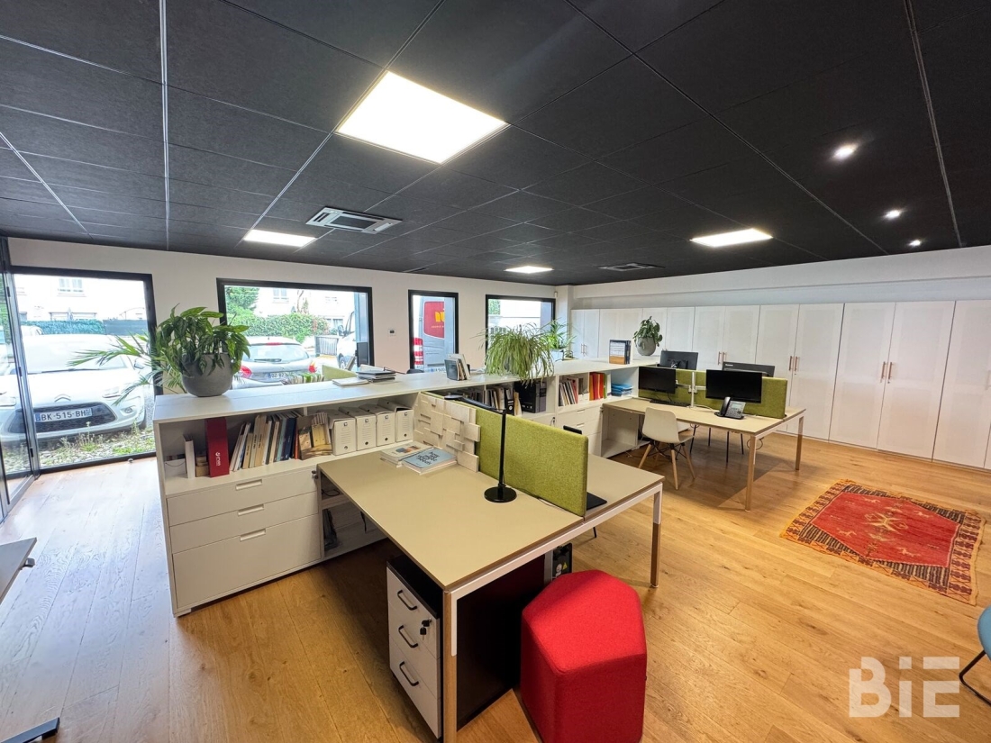 Photo 1 – Location bureaux	BEGLES (33130)