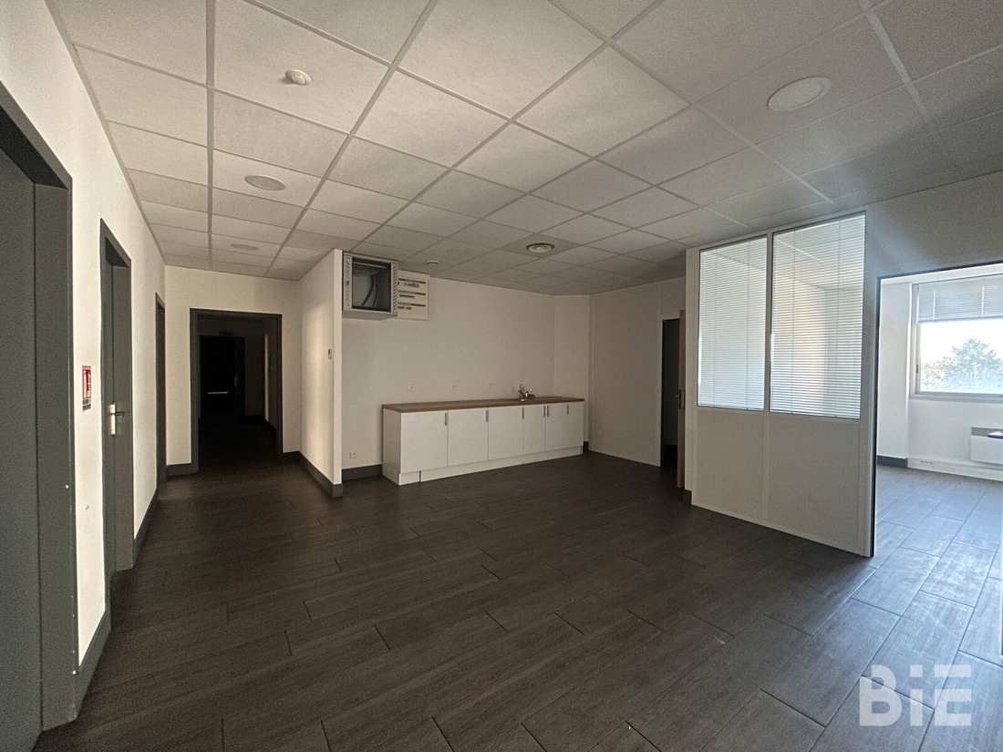 Photo 5 – Vente bureaux	MERIGNAC (33700)
