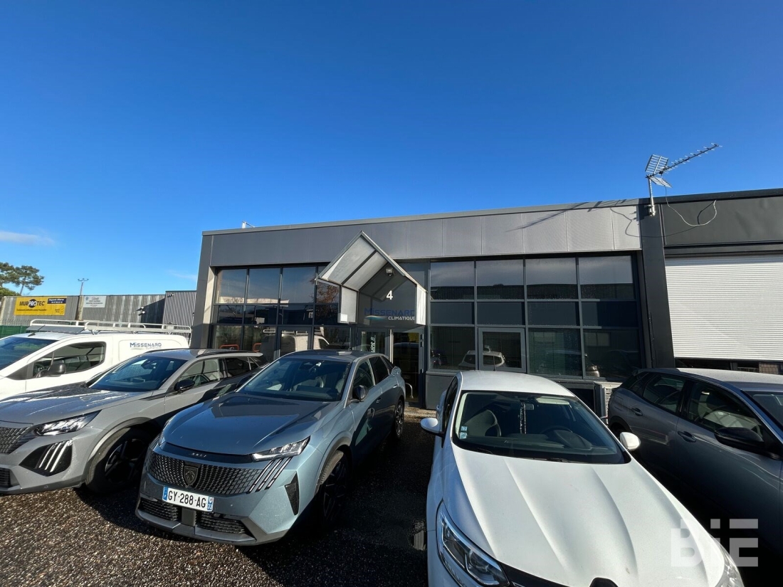 Photo 14 – Location entrepôts / activités	LE HAILLAN (33185)