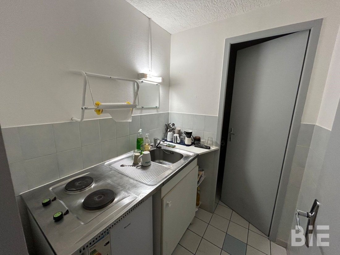 Photo 6 – Location entrepôts / activités	LE HAILLAN (33185)