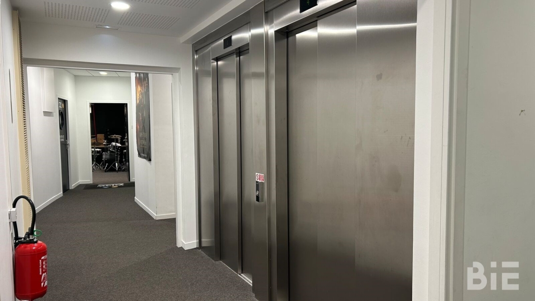 Photo 2 – Location bureaux	BORDEAUX (33300)