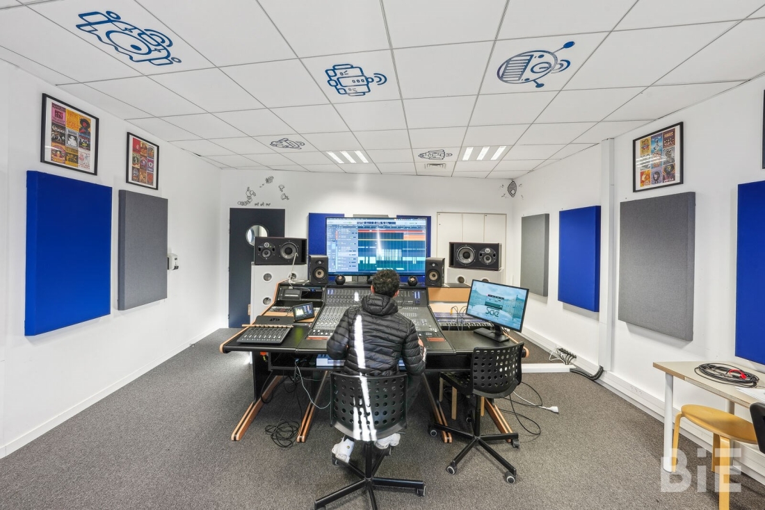 Photo 4 – Location bureaux	BORDEAUX (33300)