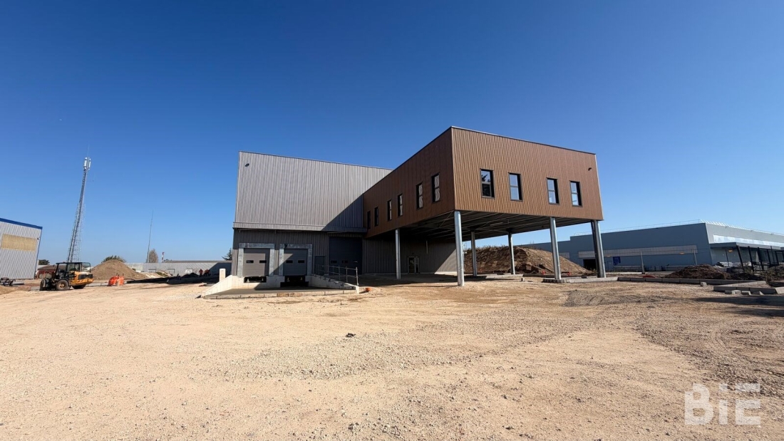 Photo 3 – Location entrepôts / activités	BLANQUEFORT (33290)