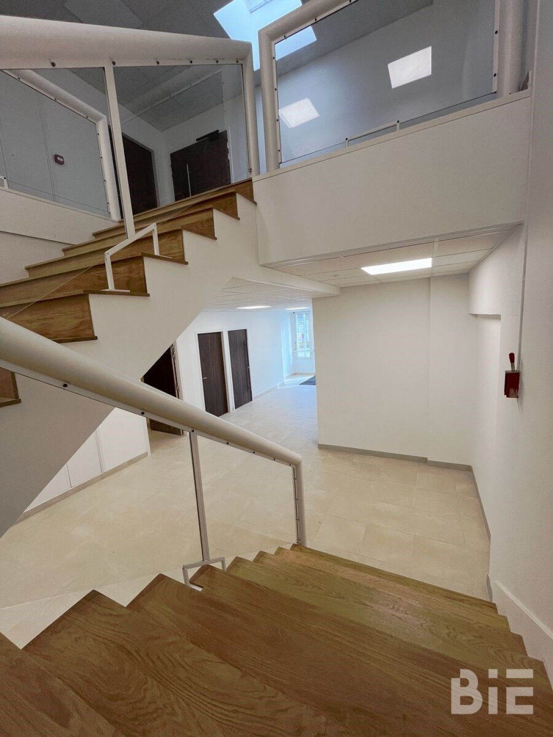 Photo 5 – Vente bureaux	BORDEAUX (33300)