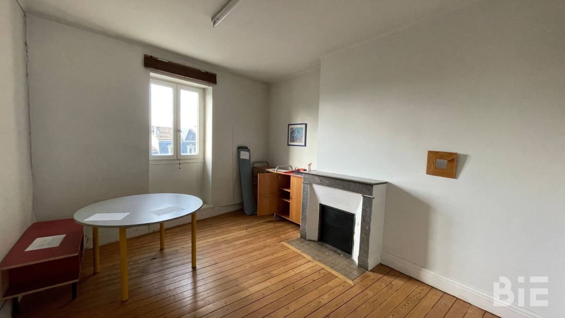 Photo 11 – Vente bureaux	BORDEAUX (33000)