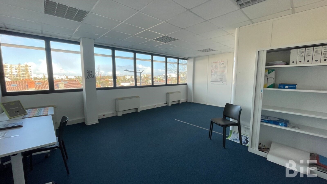 Photo 5 – Location bureaux	BORDEAUX (33000)