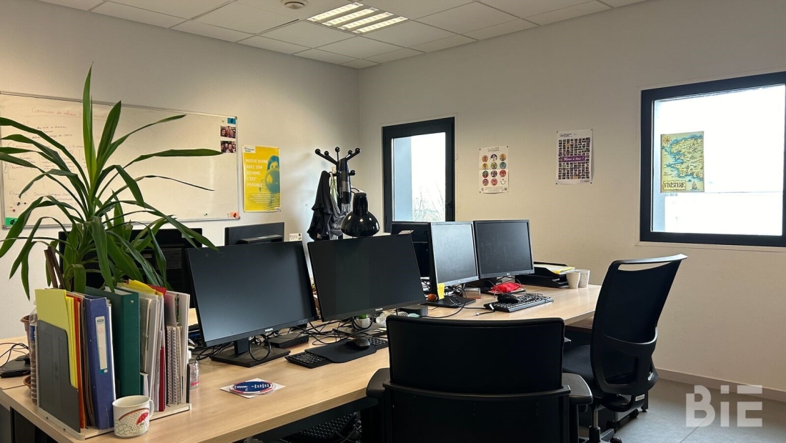 Photo 3 – Location bureaux	BORDEAUX (33300)