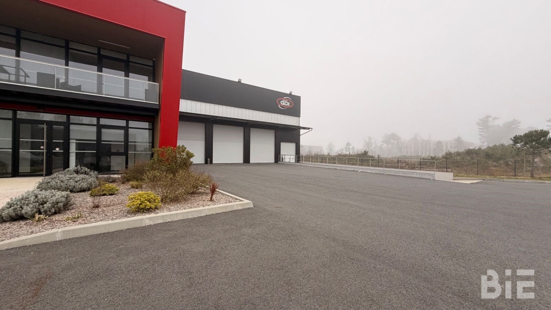 Photo 3 – Vente entrepôts / activités	MERIGNAC (33700)