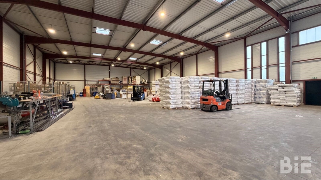 Photo 4 – Vente entrepôts / activités	MERIGNAC (33700)