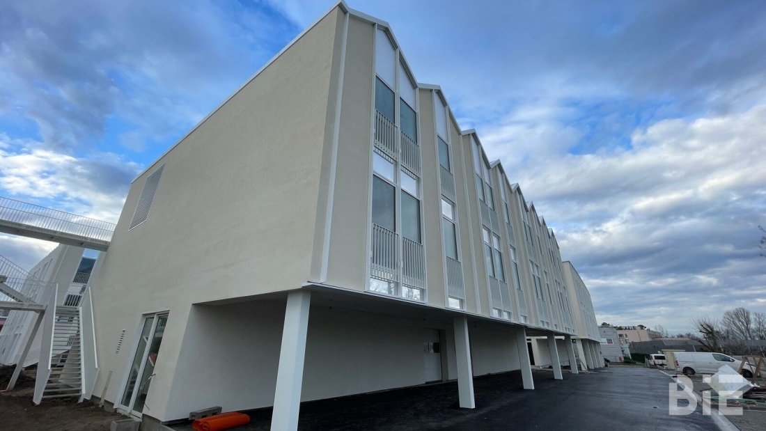 Photo 3 – Location entrepôts / activités	BRUGES (33520)