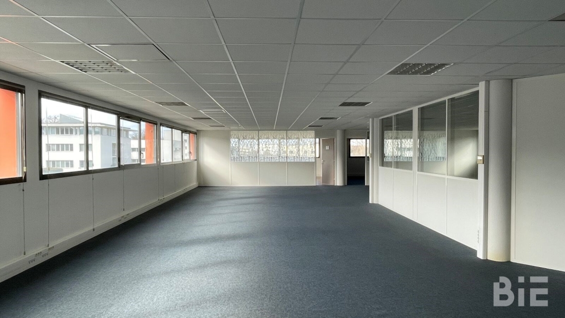 Photo 2 – Location bureaux	MERIGNAC (33700)