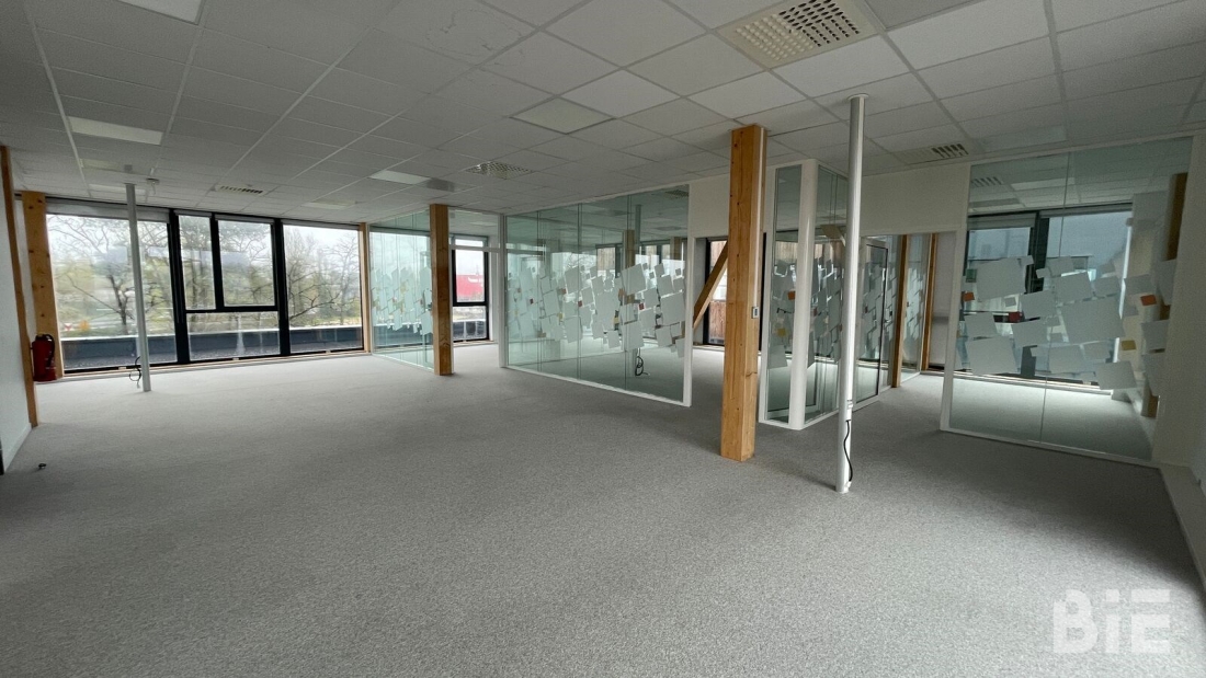 Photo 2 – Location bureaux	MERIGNAC (33700)