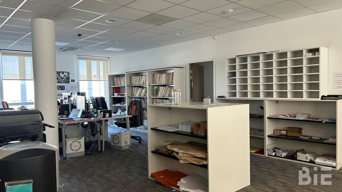Photo 4 – Location bureaux	BRUGES (33520)