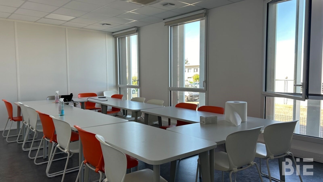 Photo 6 – Location bureaux	BRUGES (33520)