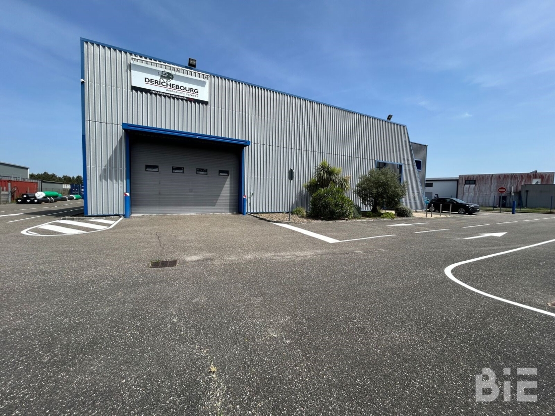 Photo 3 – Location entrepôts / activités	SAINT JEAN D'ILLAC (33127)