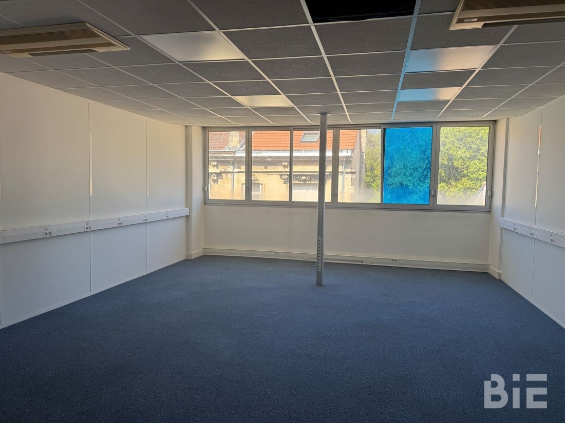 Photo 2 – Location bureaux	BORDEAUX (33000)