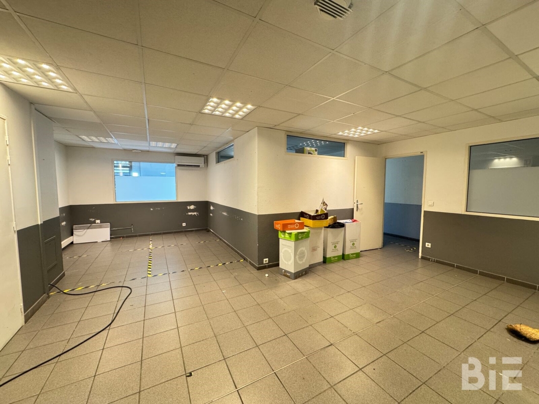 Photo 4 – Location locaux commerciaux	BORDEAUX (33100)