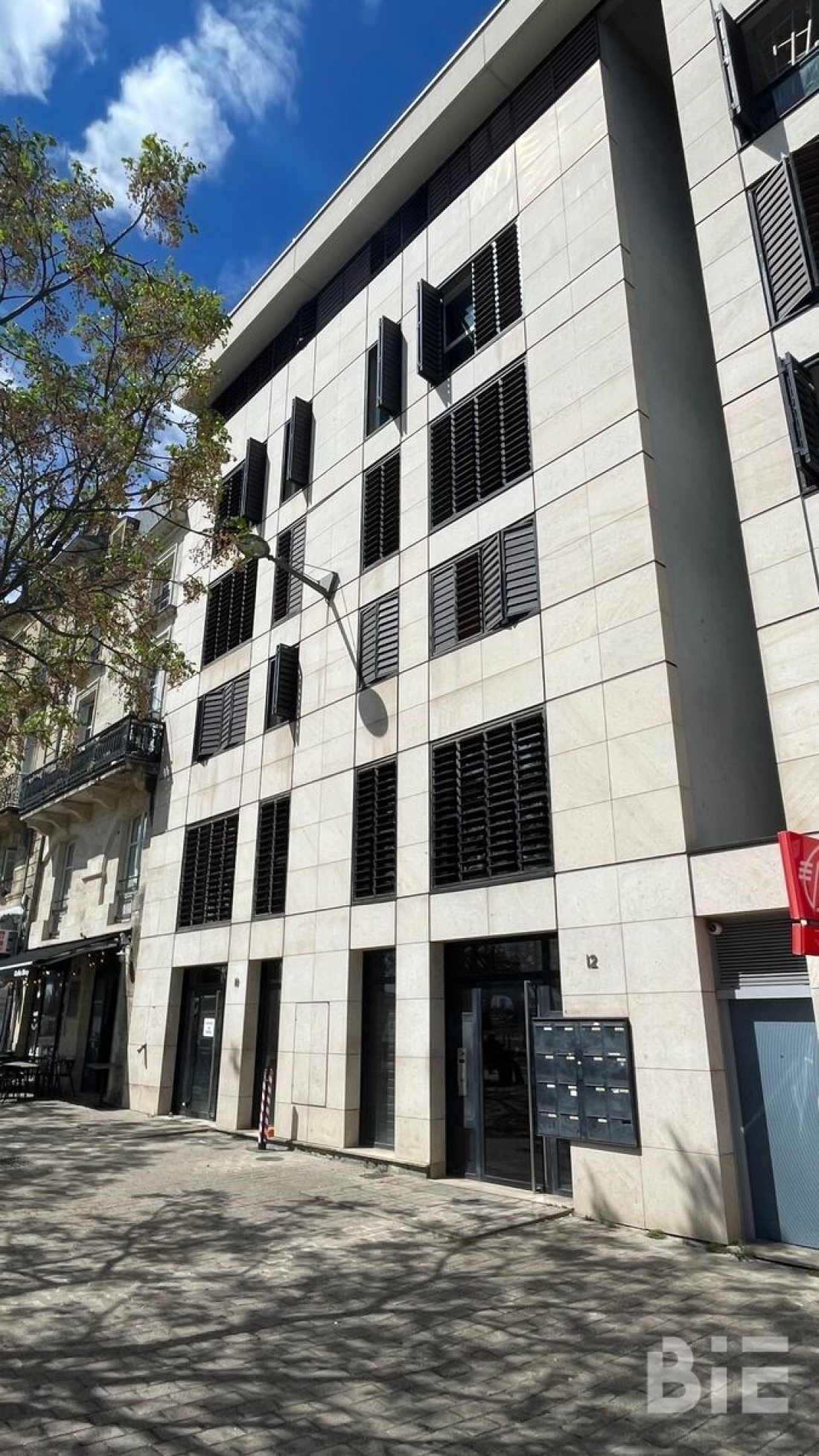 Photo 1 – Location locaux commerciaux	BORDEAUX (33100)