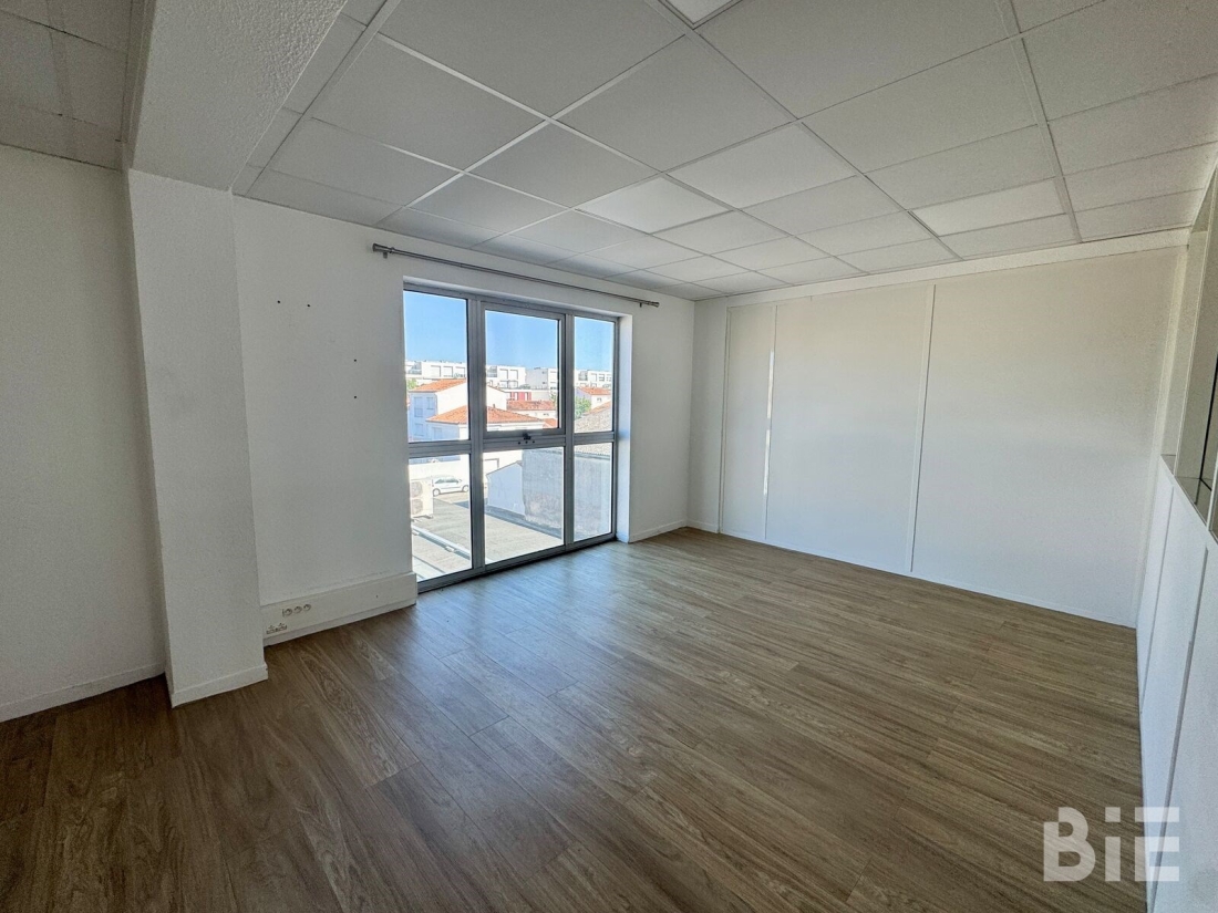 Photo 6 – Location bureaux	BORDEAUX (33300)