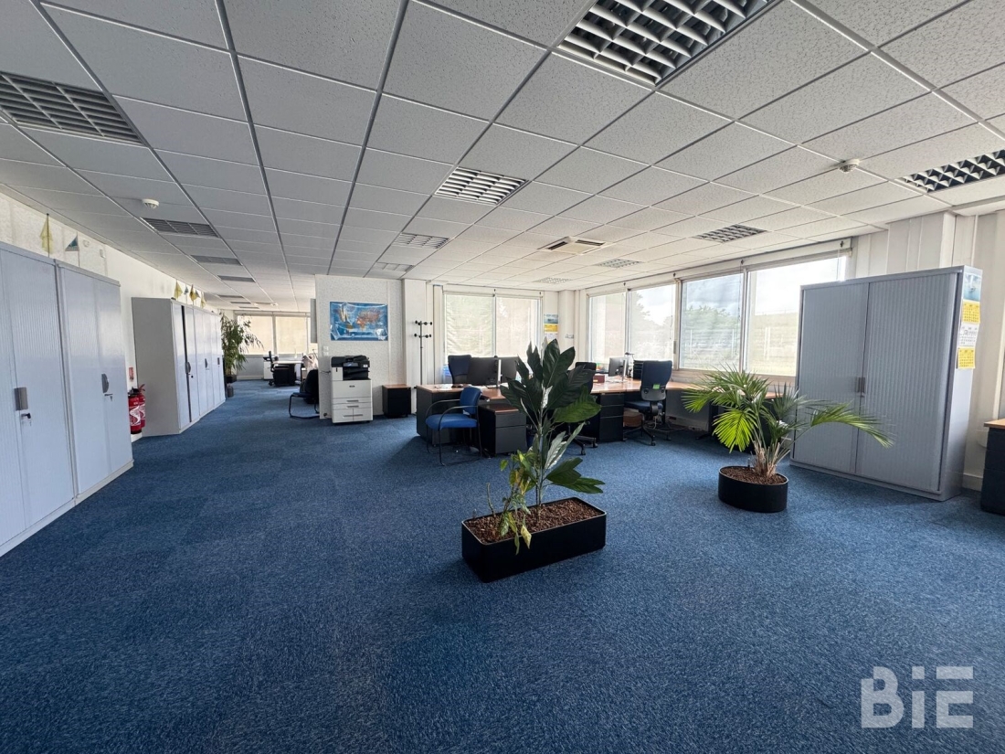 Photo 2 – Location bureaux	MERIGNAC (33700)