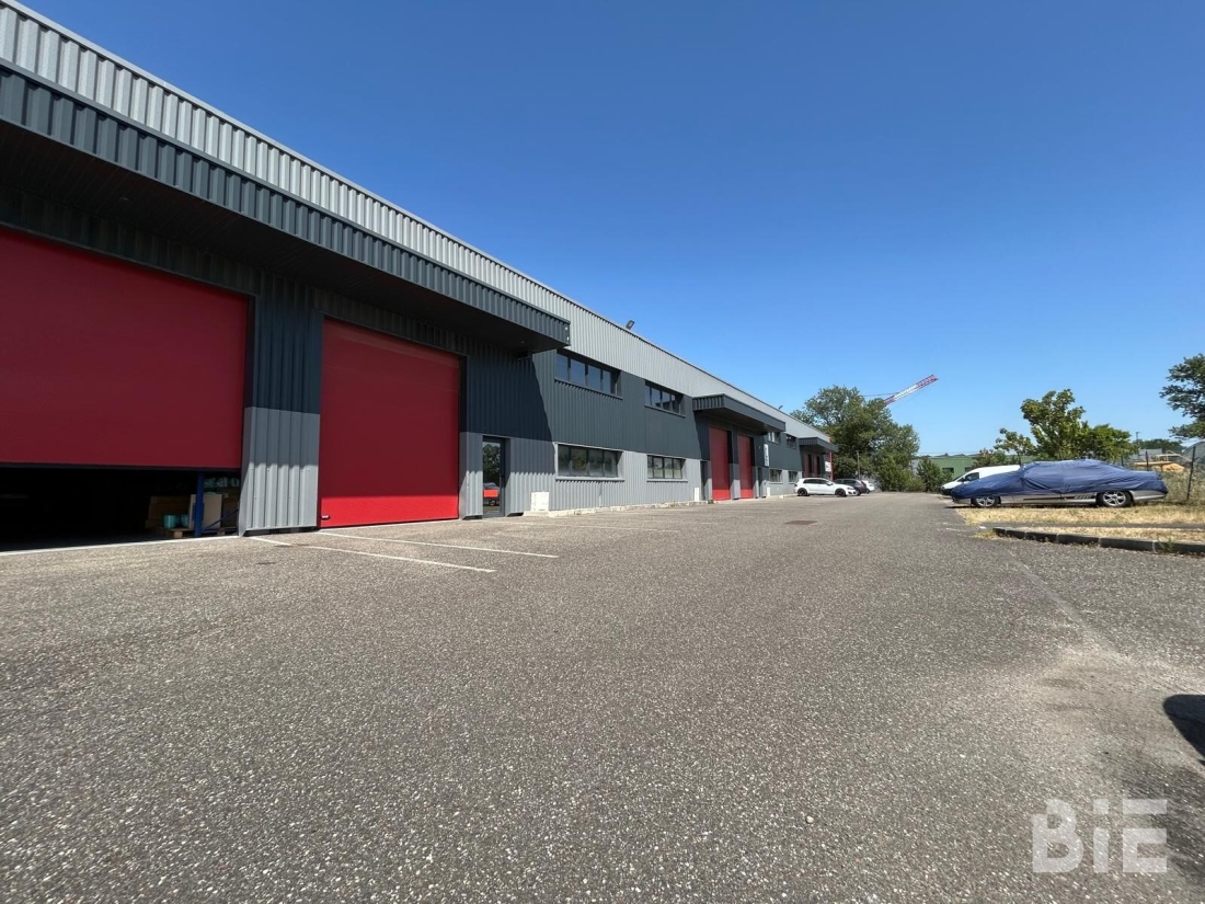 Photo 3 – Vente entrepôts / activités	MARTIGNAS SUR JALLE (33127)