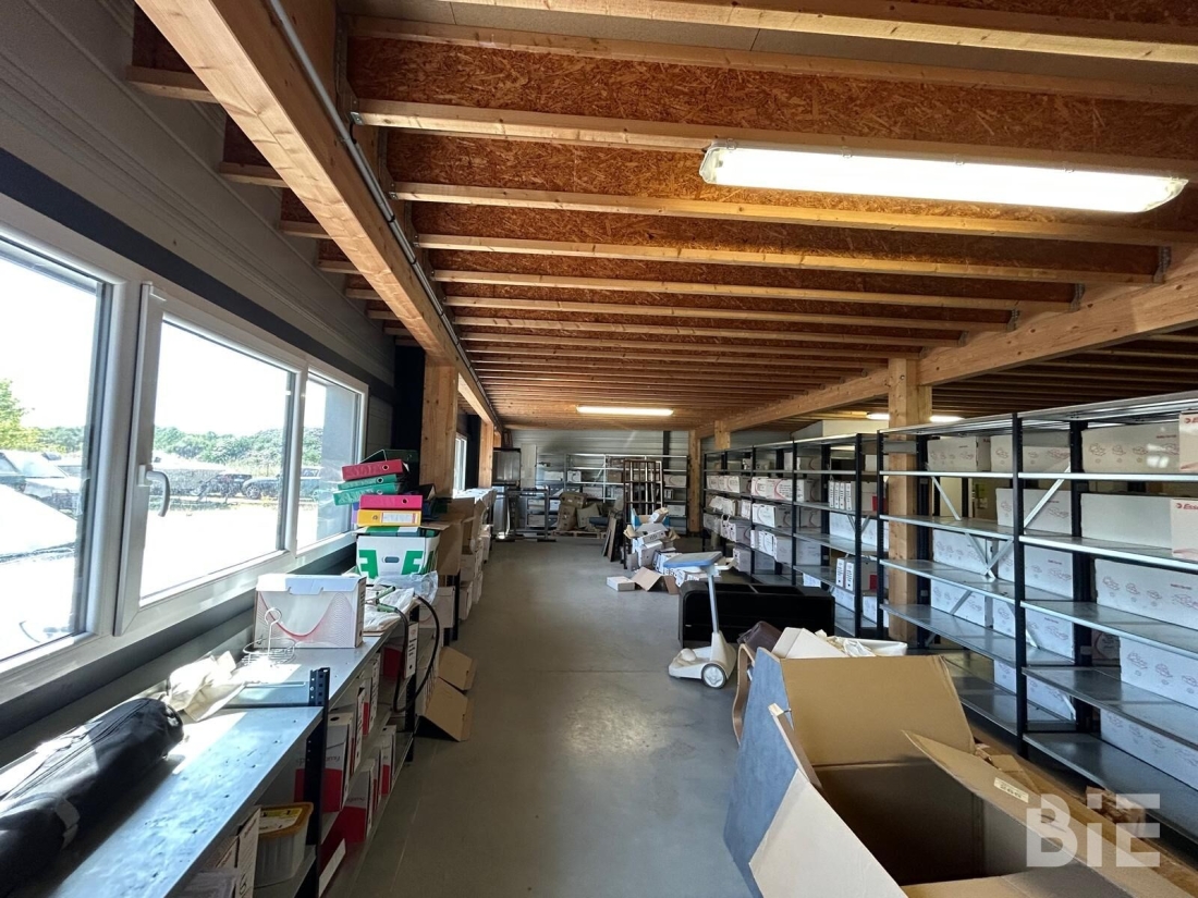Photo 8 – Vente entrepôts / activités	MARTIGNAS SUR JALLE (33127)