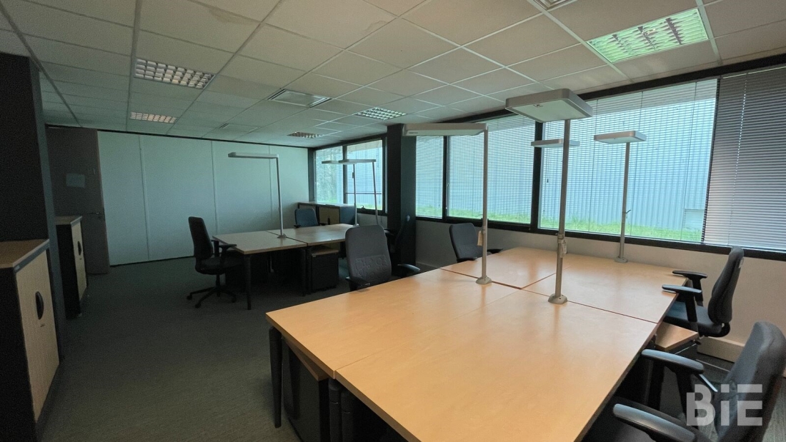 Photo 6 – Location bureaux	BRUGES (33520)