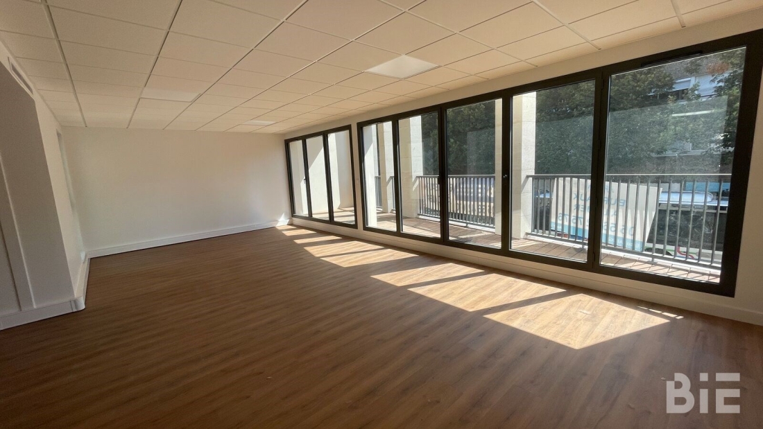 Photo 7 – Location bureaux	BORDEAUX (33800)