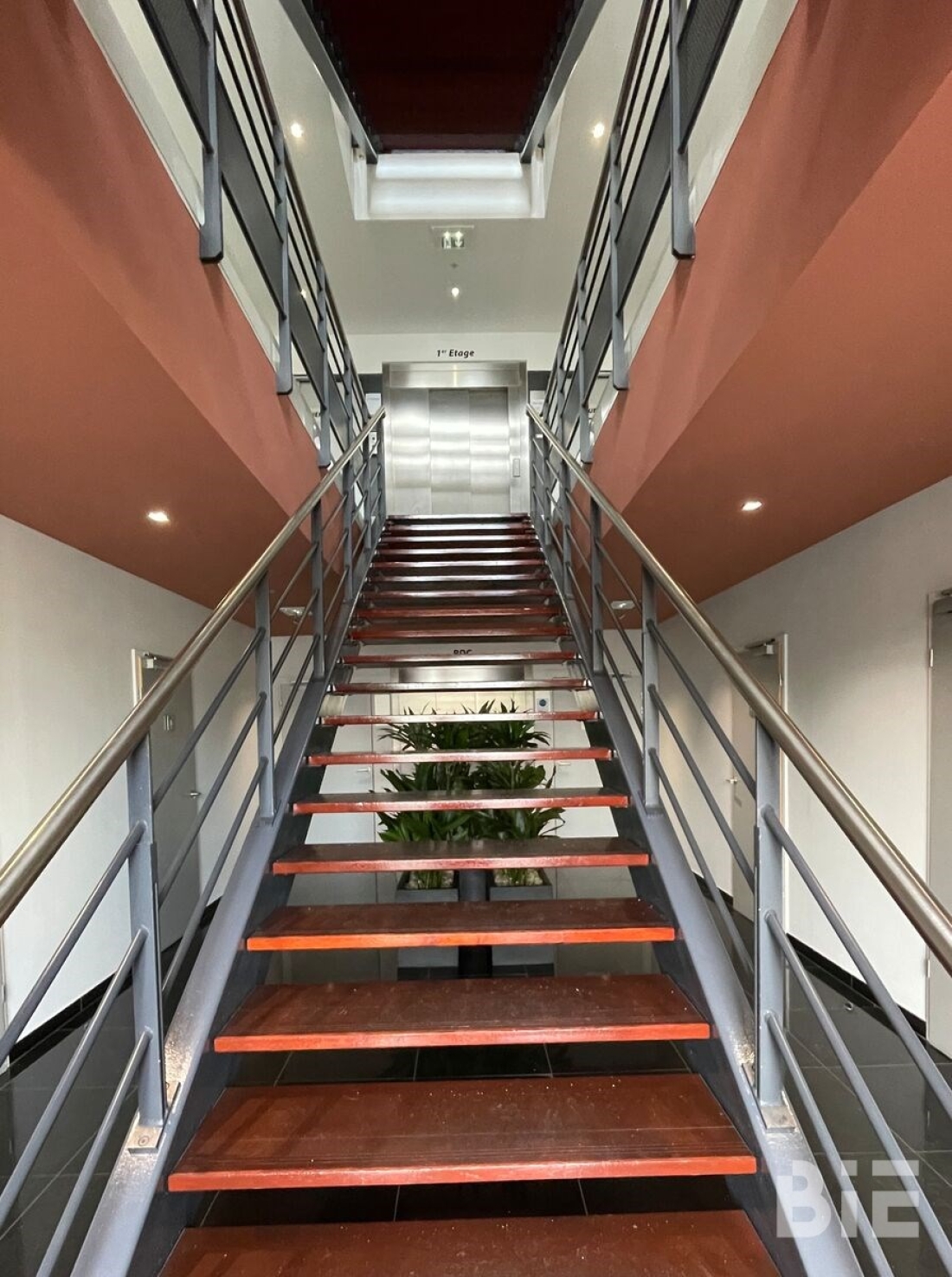 Photo 8 – Vente bureaux	VILLENAVE D'ORNON (33140)
