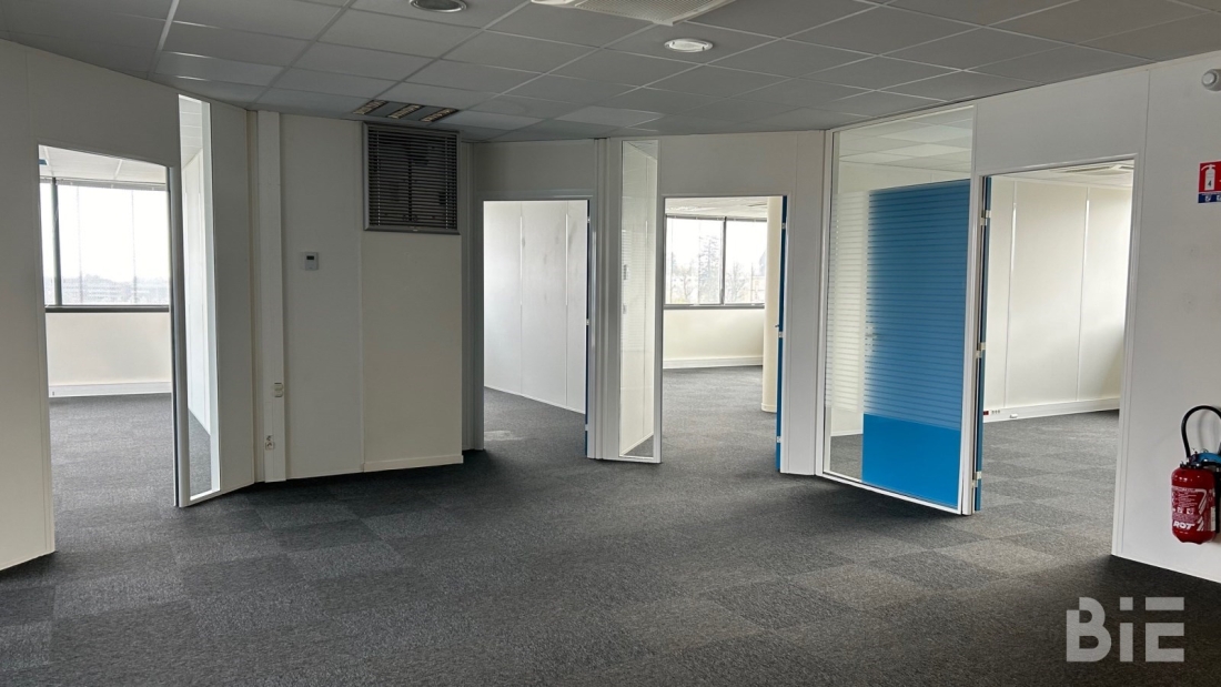 Photo 4 – Location bureaux	LORMONT (33310)