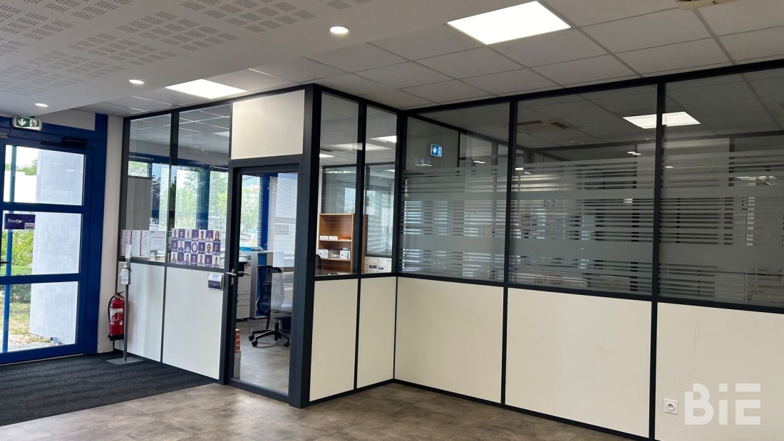 Photo 2 – Location bureaux	MERIGNAC (33700)
