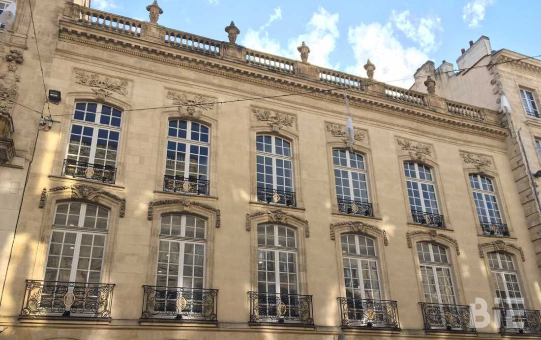 Photo 1 – Location bureaux	BORDEAUX (33000)