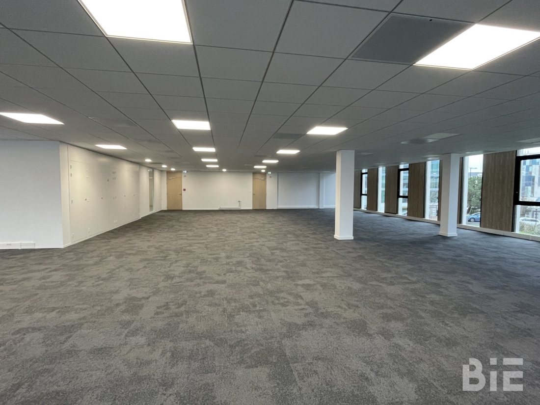 Photo 8 – Location bureaux	BORDEAUX (33300)