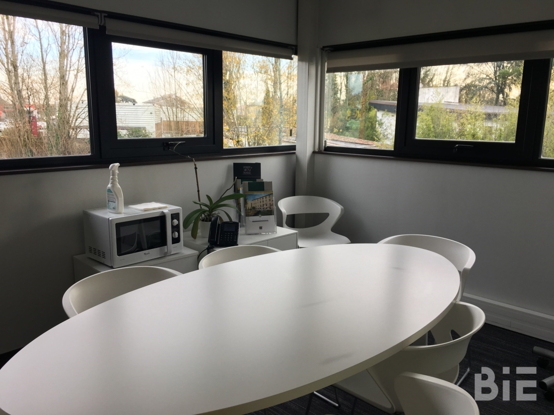 Photo 10 – Location bureaux	VILLENAVE D'ORNON (33140)