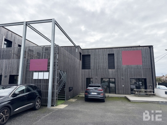 Photo 1 – Location bureaux	BEGLES (33130)