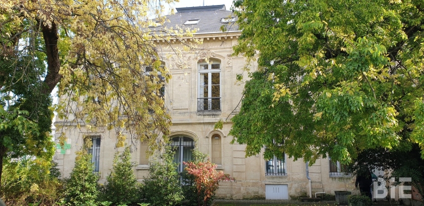 Photo 1 – Location bureaux	BORDEAUX (33000)
