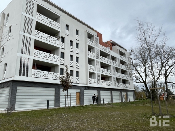 Photo 1 – Vente locaux commerciaux	LORMONT (33310)