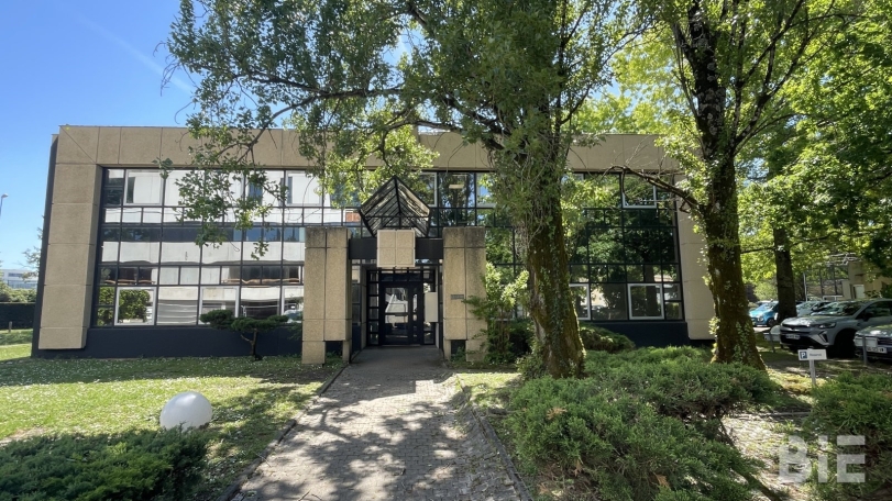 Photo 1 – Location bureaux	PESSAC (33600)