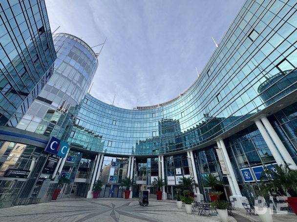 Photo 1 – Location bureaux	BORDEAUX (33000)