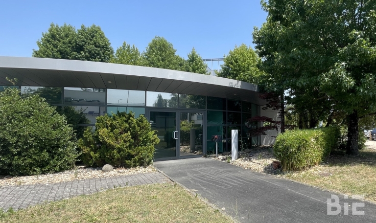 Photo 1 – Location bureaux	MERIGNAC (33700)