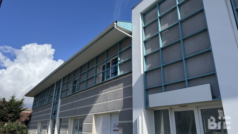 Photo 1 – Vente bureaux	PESSAC (33600)
