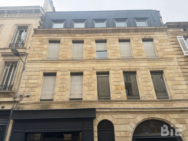 Photo 1 – Location bureaux	BORDEAUX (33000)