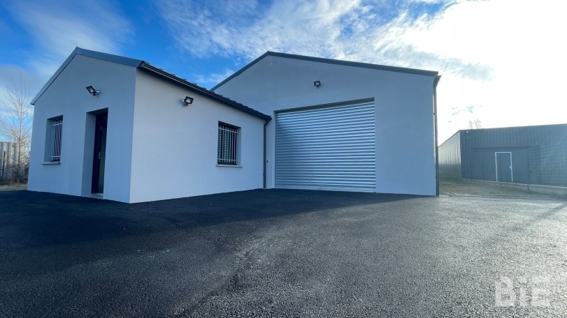 Photo 1 – Vente entrepôts / activités	BRUGES (33520)