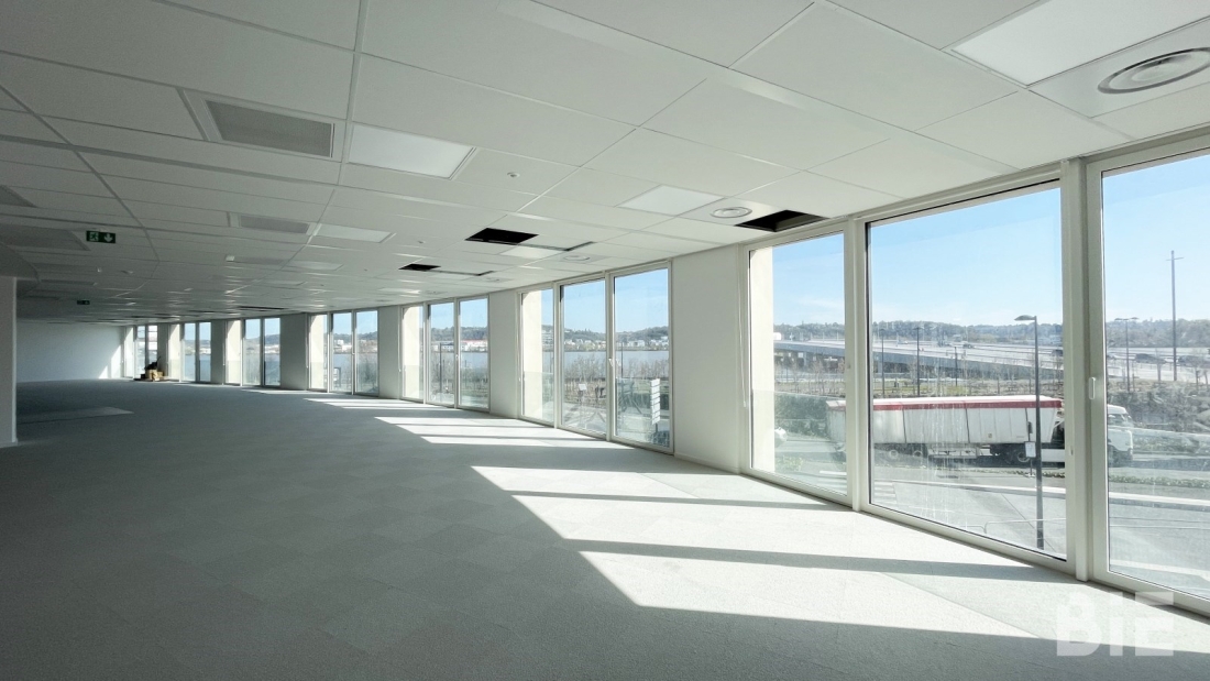 Photo 3 – Location bureaux	BORDEAUX (33800)
