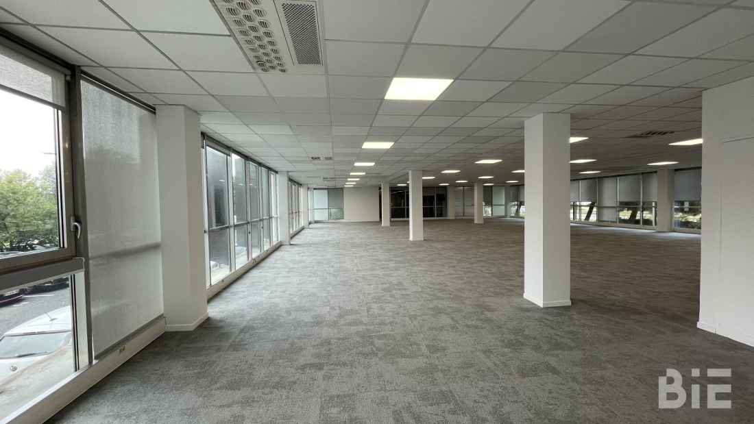 Photo 2 – Location bureaux	BRUGES (33520)