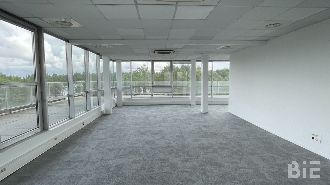 Photo 7 – Location bureaux	BRUGES (33520)