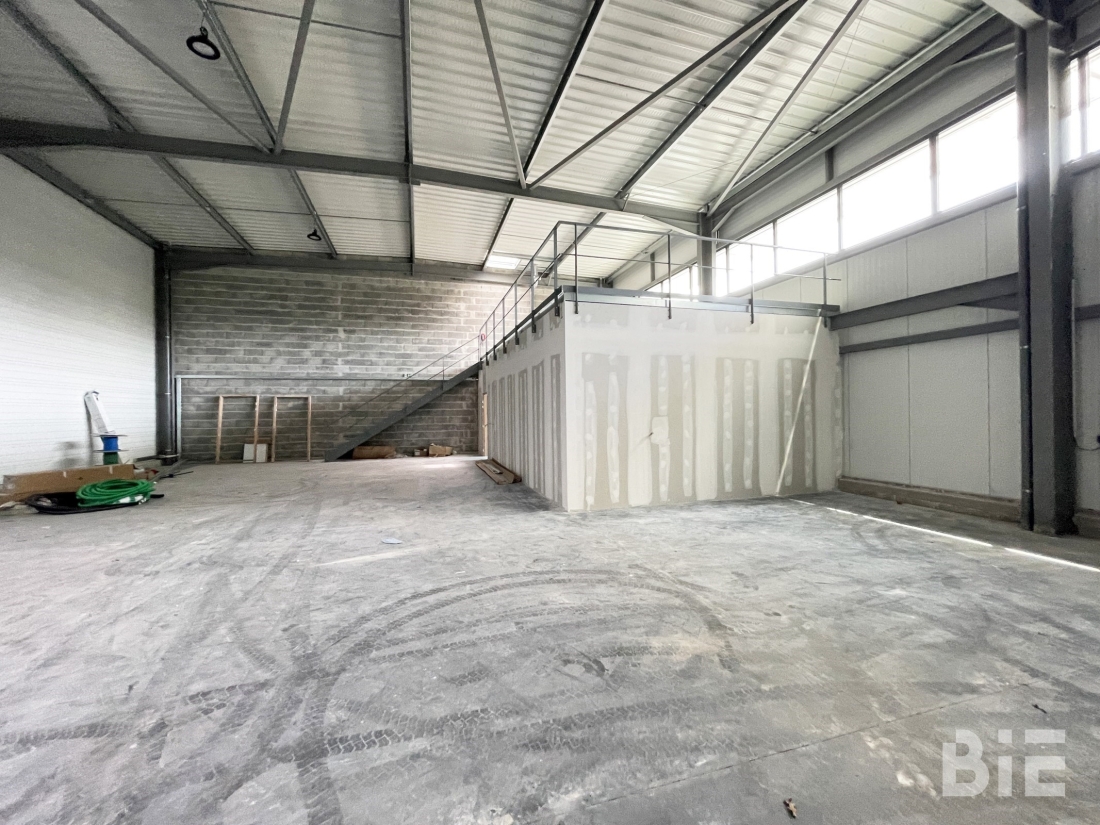 Photo 6 – Location entrepôts / activités	MERIGNAC (33700)