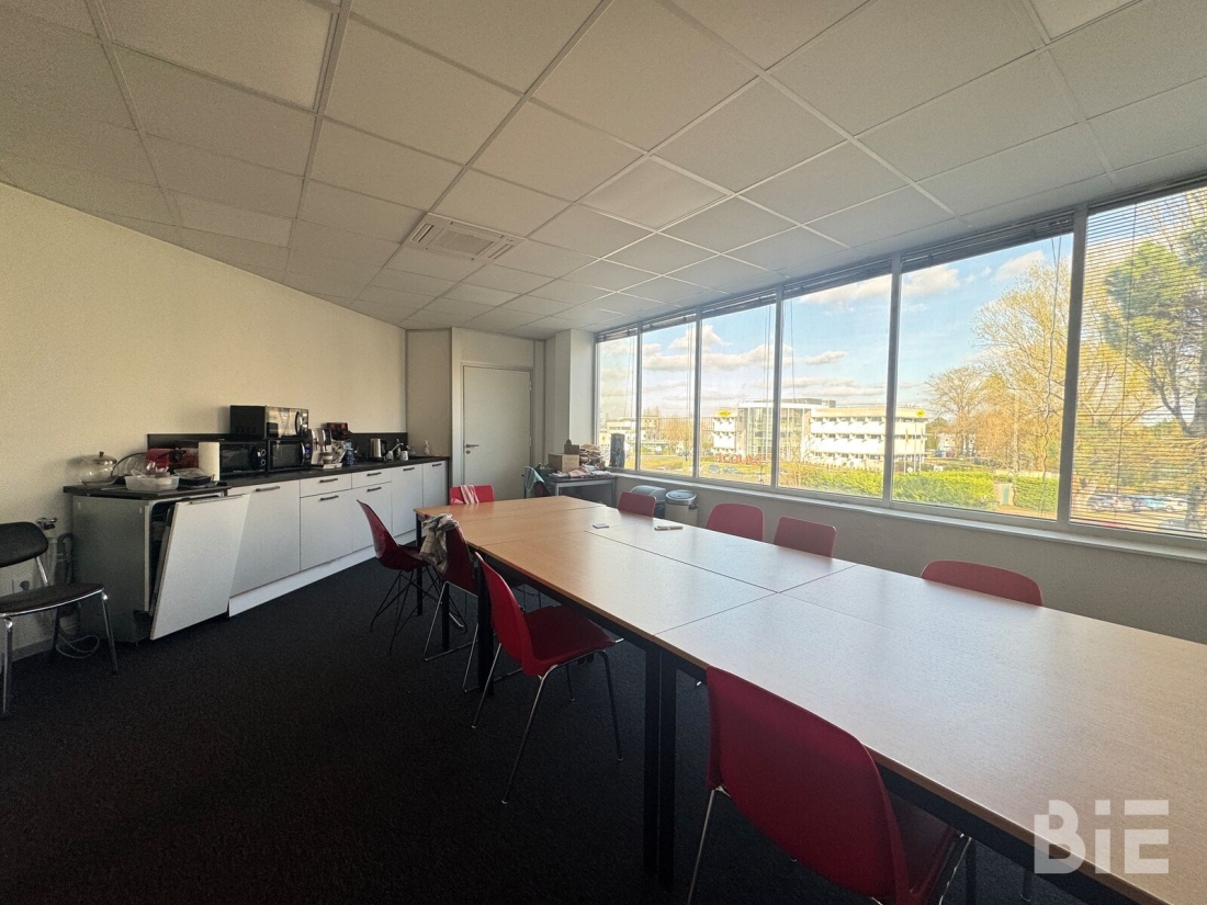 Photo 3 – Location bureaux	MERIGNAC (33700)