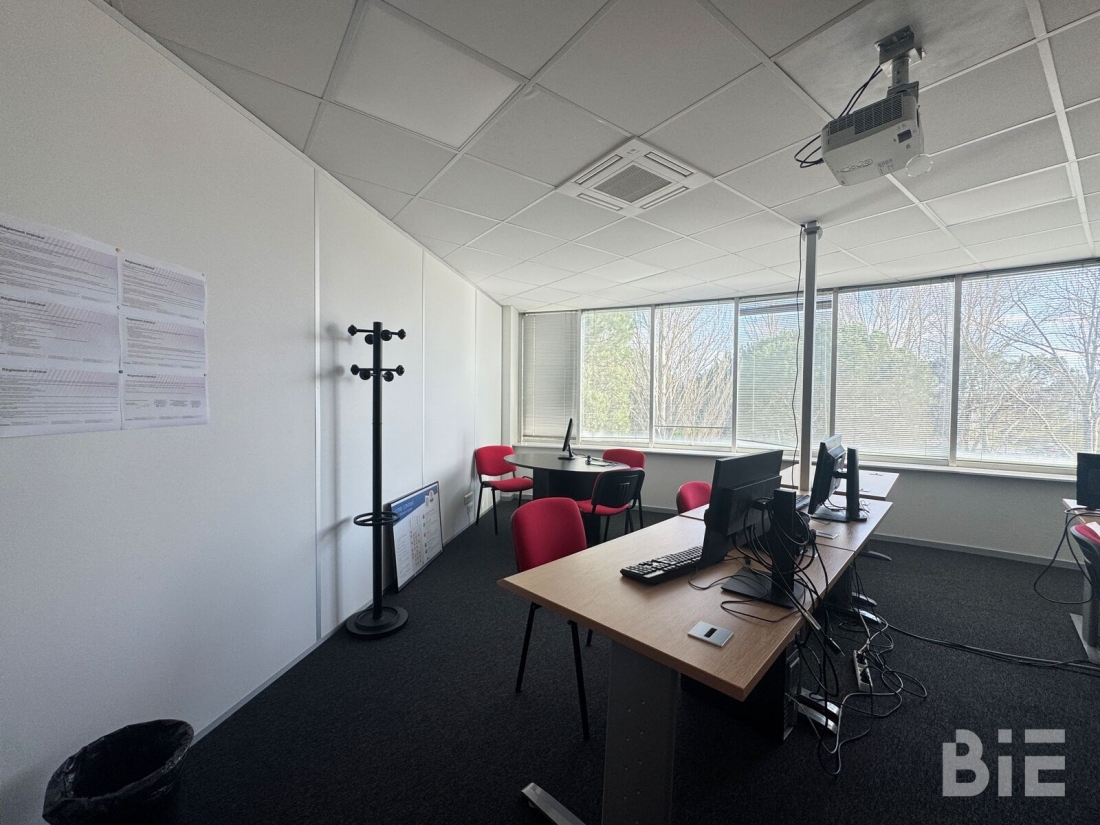 Photo 2 – Location bureaux	MERIGNAC (33700)